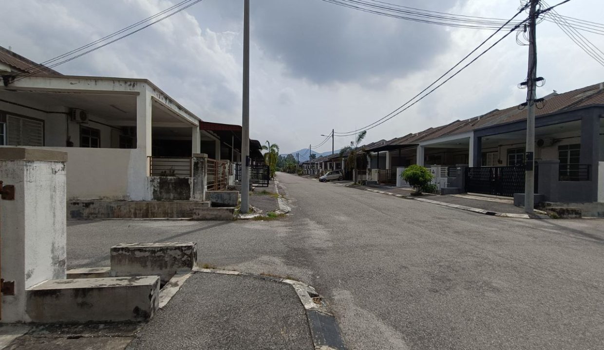 Taman_Metro_Pengkalan_Batu Gajah_8