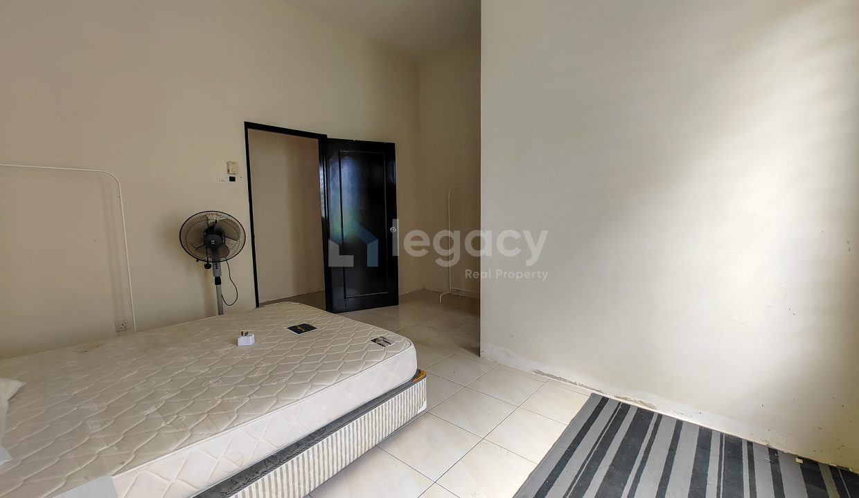 Semi_D_Puncak_Iskandar_Seri_Iskandar_Perak_14