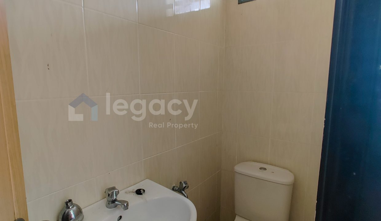 Semi_D_Puncak_Iskandar_Seri_Iskandar_Perak_27