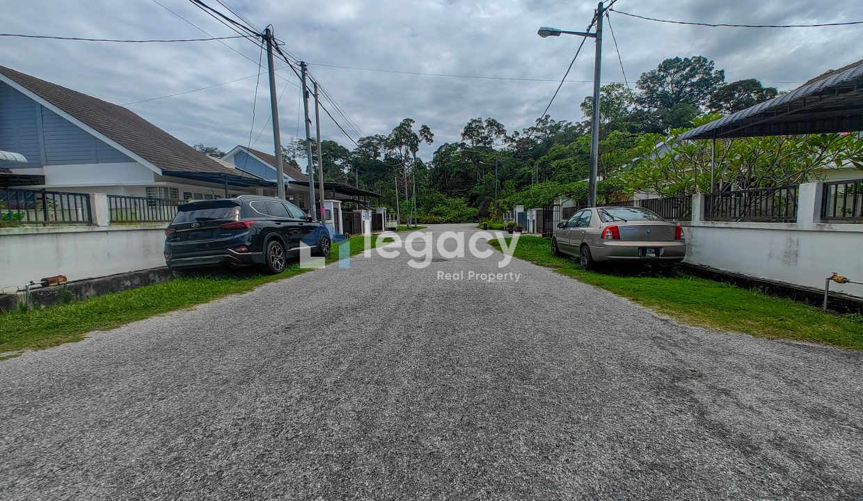 Semi_D_Puncak_Iskandar_Seri_Iskandar_Perak_32