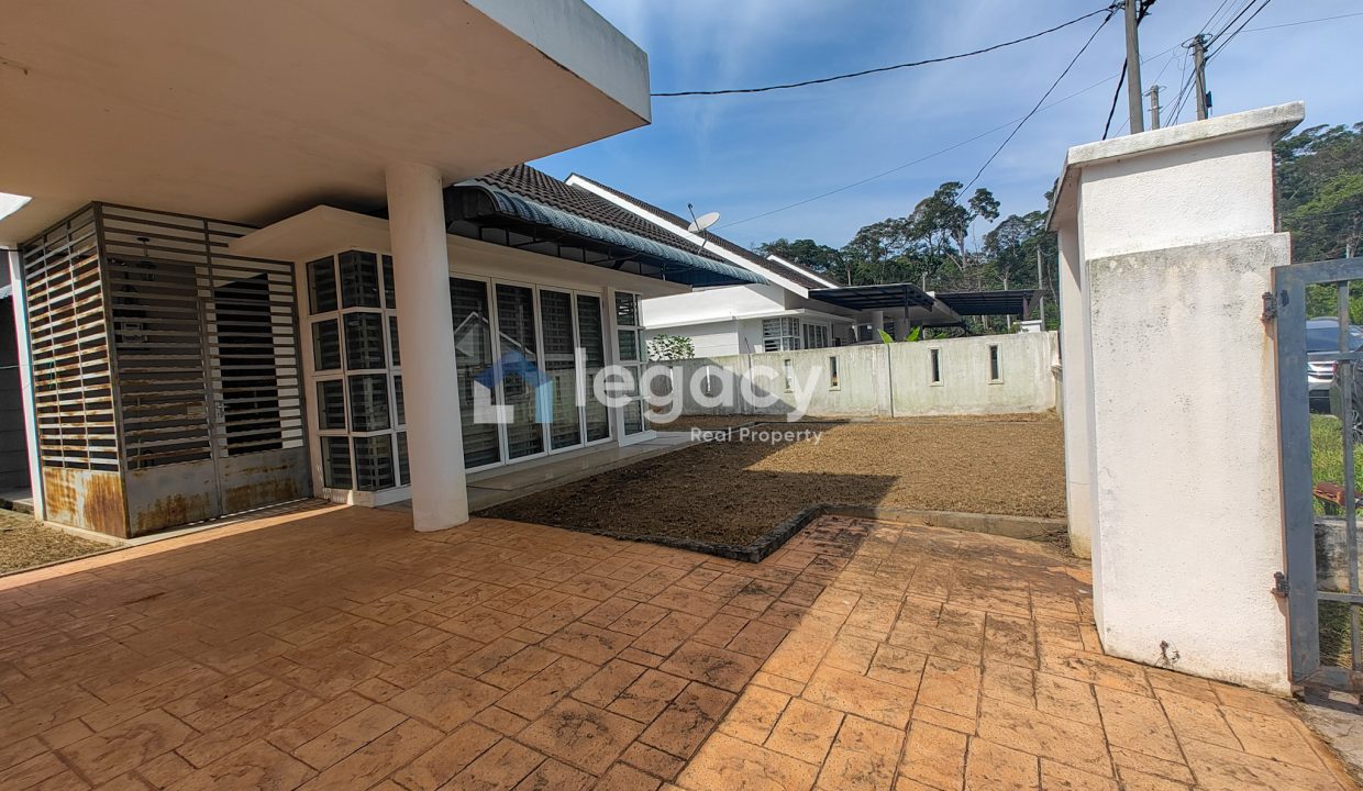 Semi_D_Puncak_Iskandar_Seri_Iskandar_Perak_33