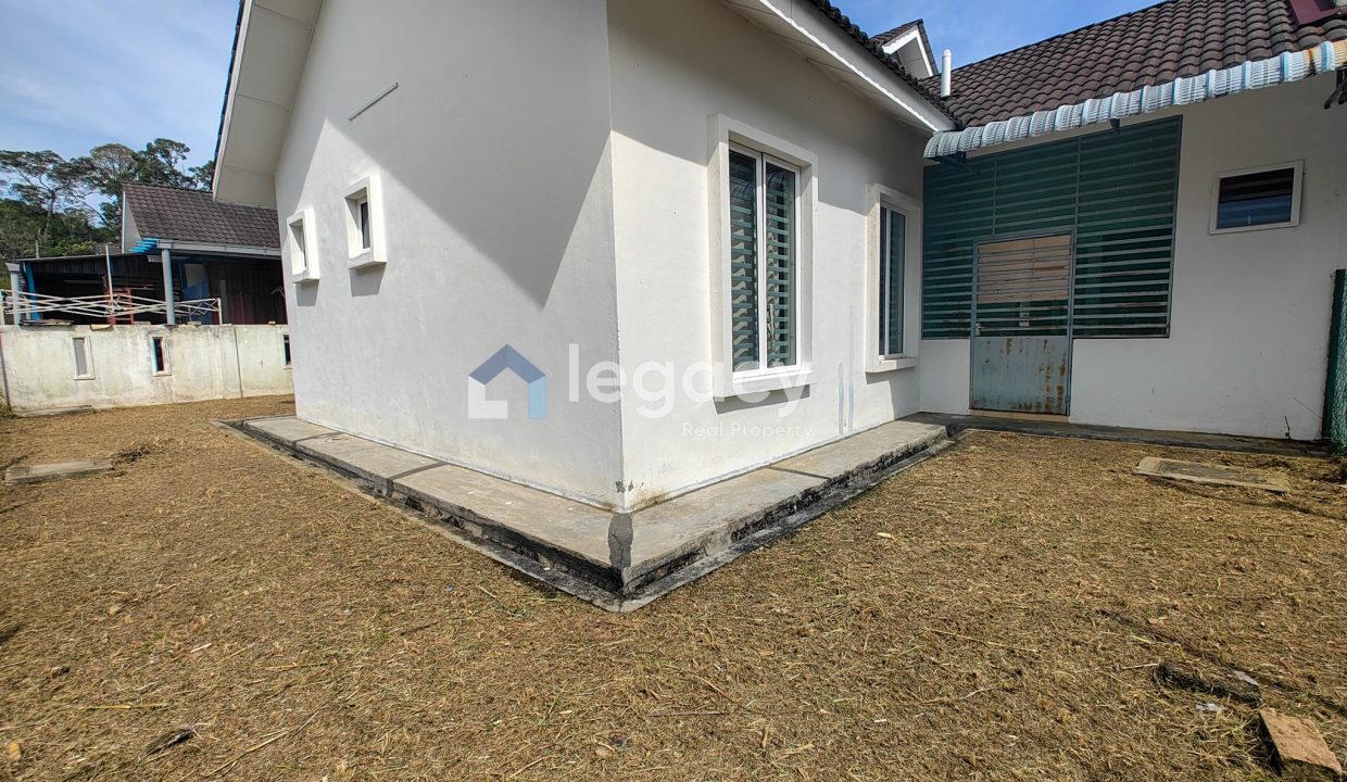 Semi_D_Puncak_Iskandar_Seri_Iskandar_Perak_38