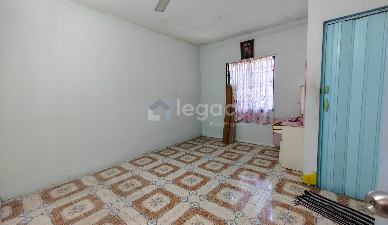 Banglo_Desa_Changkat_Batu_Gajah_Aidi_12