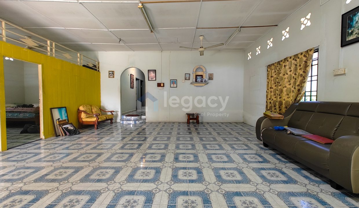 Banglo_Desa_Changkat_Batu_Gajah_Aidi_7